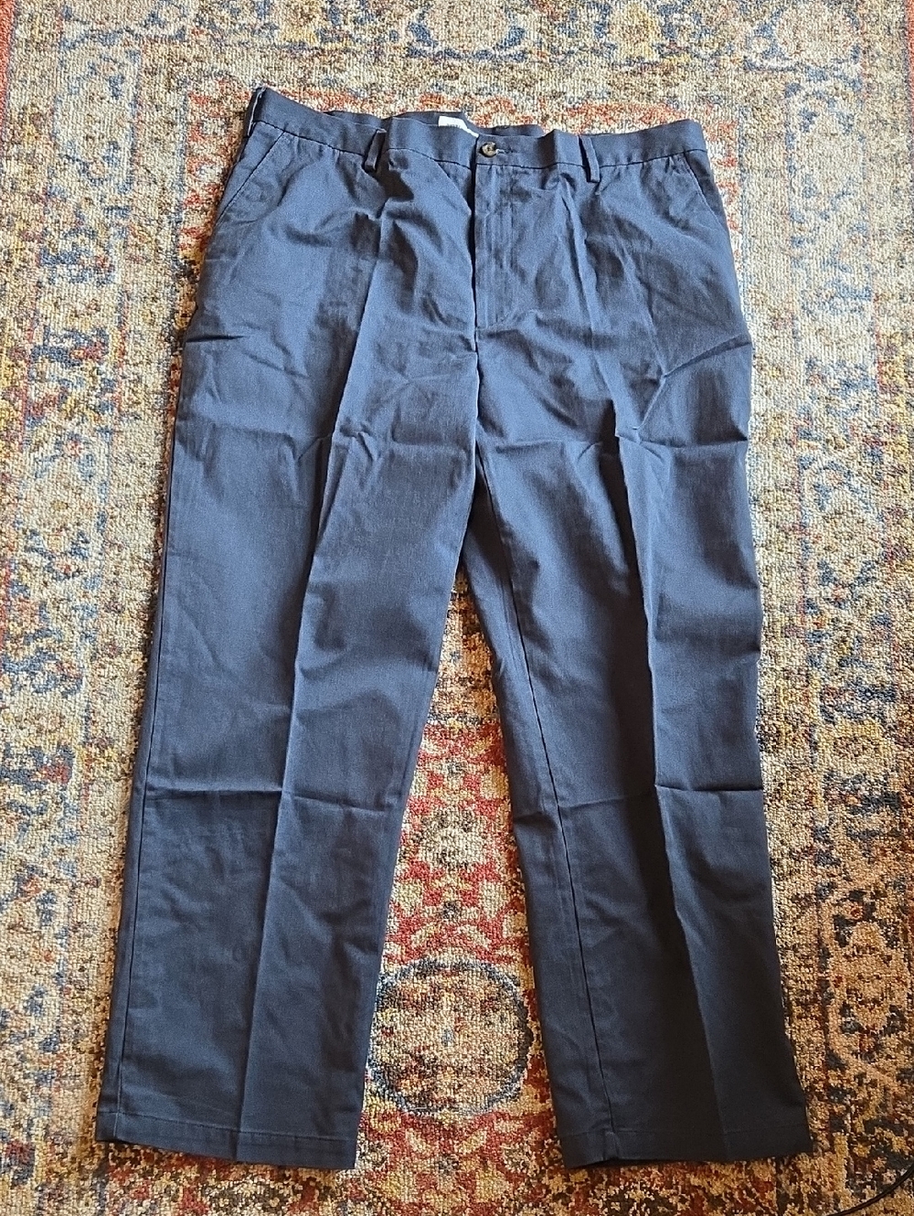 NWOT Amazon Essentials Men's Classic fit Navy Pants 42x32